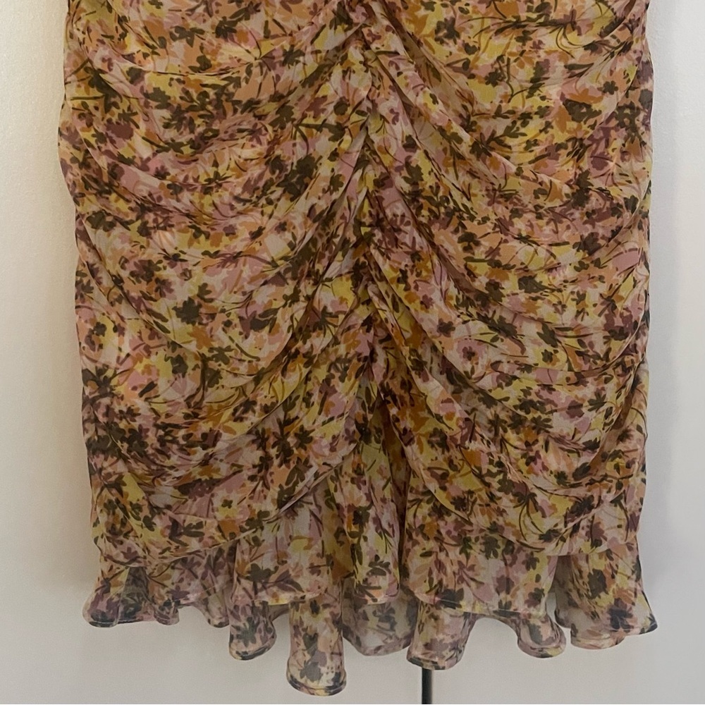 ASTR The Label Ruffle Rushed Mini Dress - Picture 8 of 12